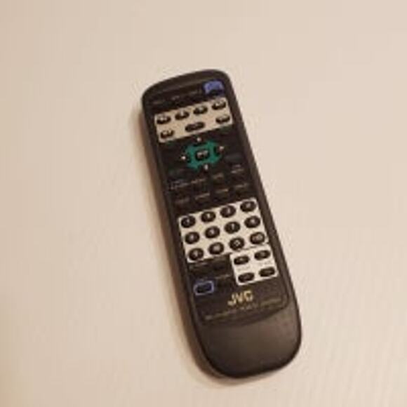 JVC DVD Player Remote Control RM-SXVM555J. In good working and cosmetic  shape - Picture 1 of 7